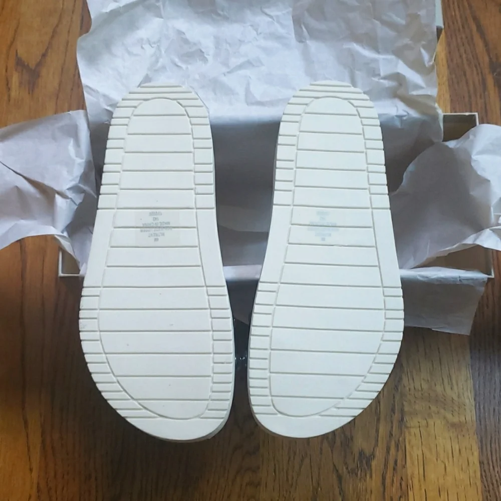 Marc Fisher bnib nwt
